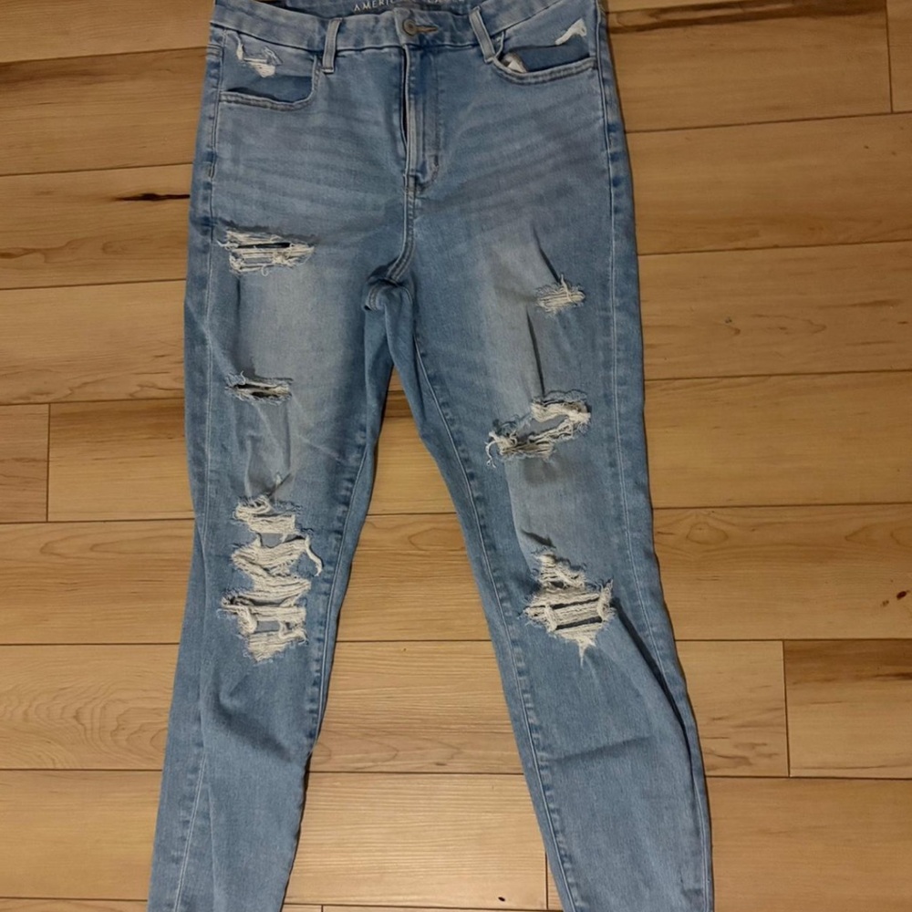 American Eagle Outfitters Light Blue High Rise Jeans